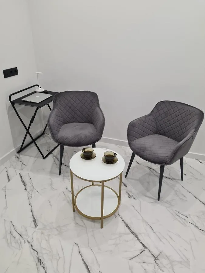 Chicago Central House - Luxury Apartment Kiev 0*,  Ukrayna